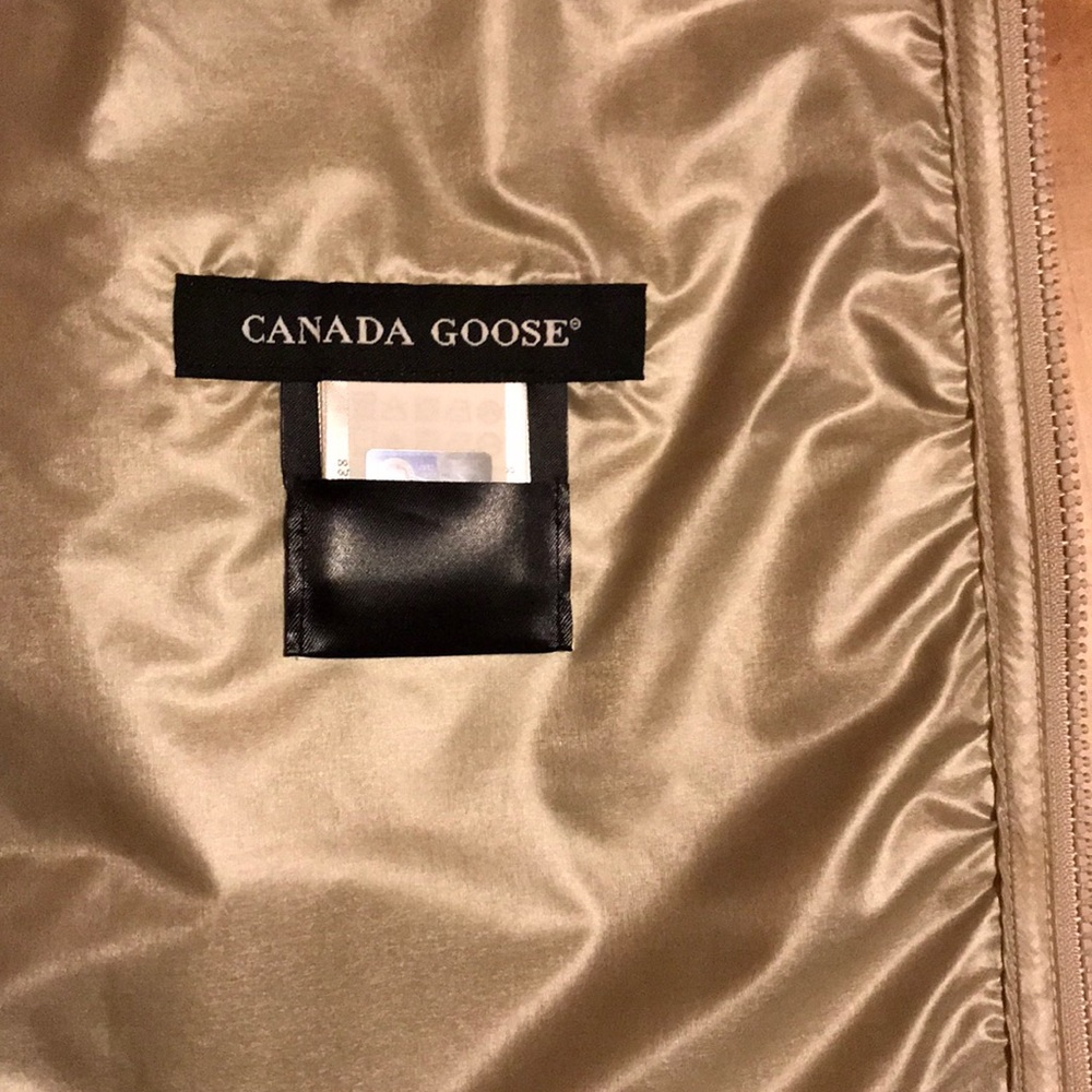 SOLD-Canada Goose Sandpoint Jacket, - Picture 4 of 8